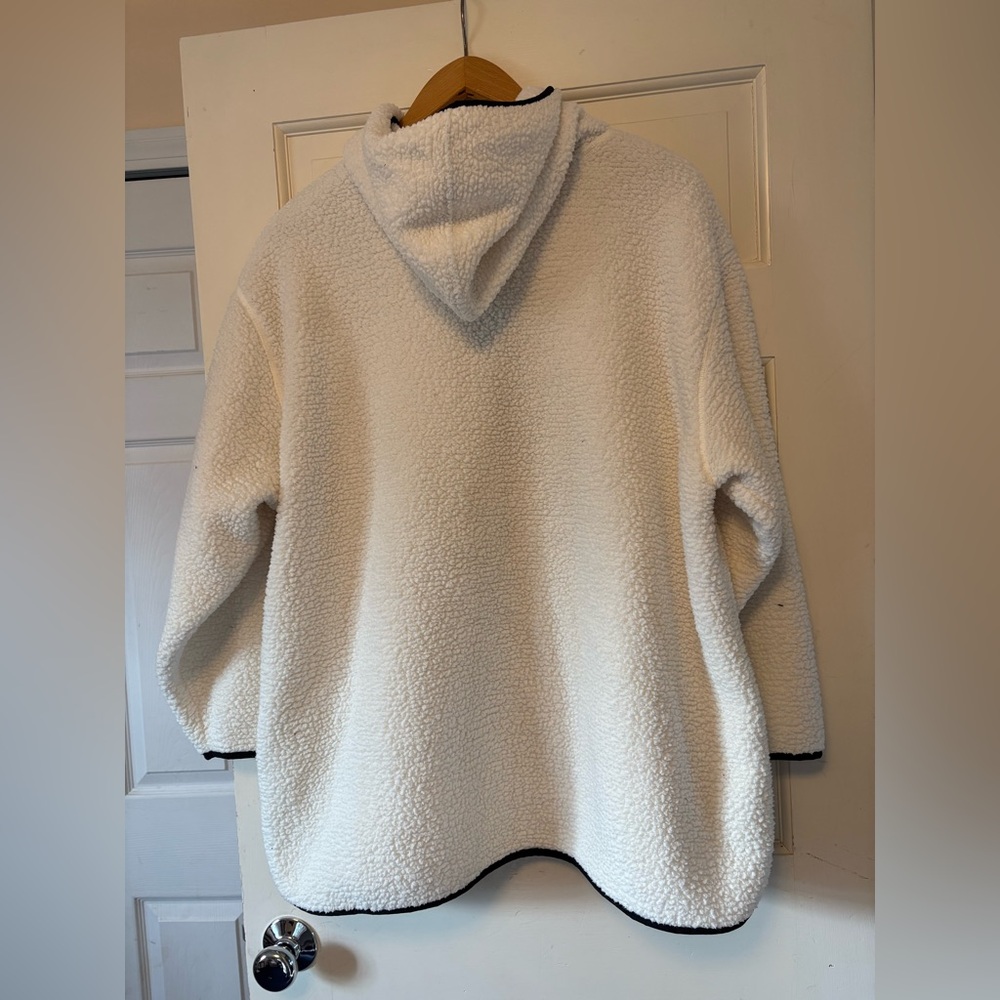 Lands' End Cream White  Sherpa Jacket with Black Accents - Picture 2 of 3